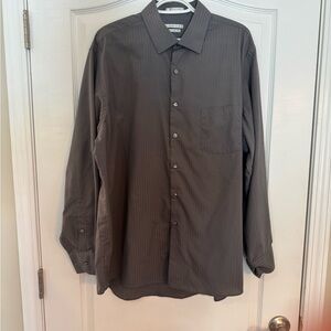 Van Heusen Gray Casual Button Down Shirt